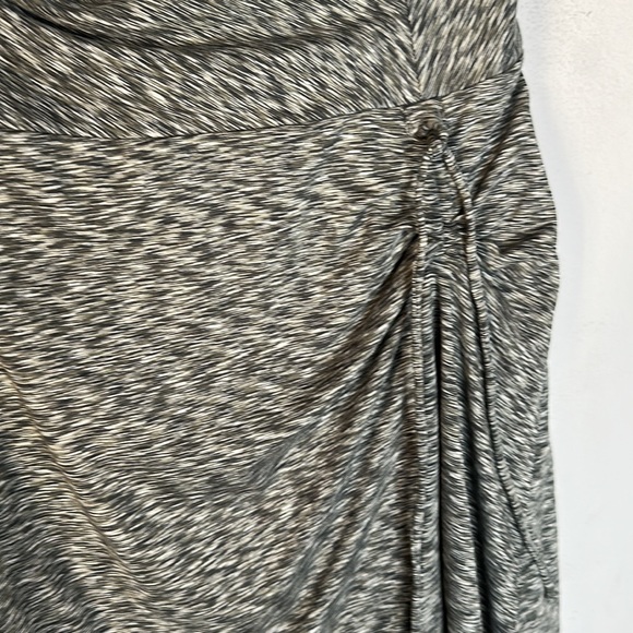 The north face space dye gray ruched skirt S - Picture 3 of 6